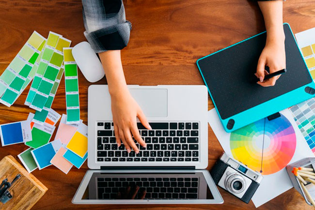 Convites e Papelaria